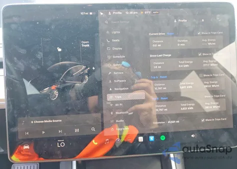 2018 Tesla Model 3 from USA, damaged, VIN 5YJ3E1EB9JF131879